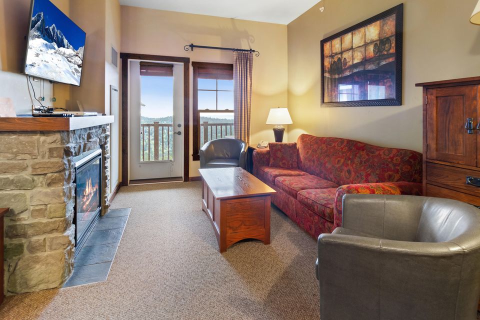 Soaring Eagle Lodge 409